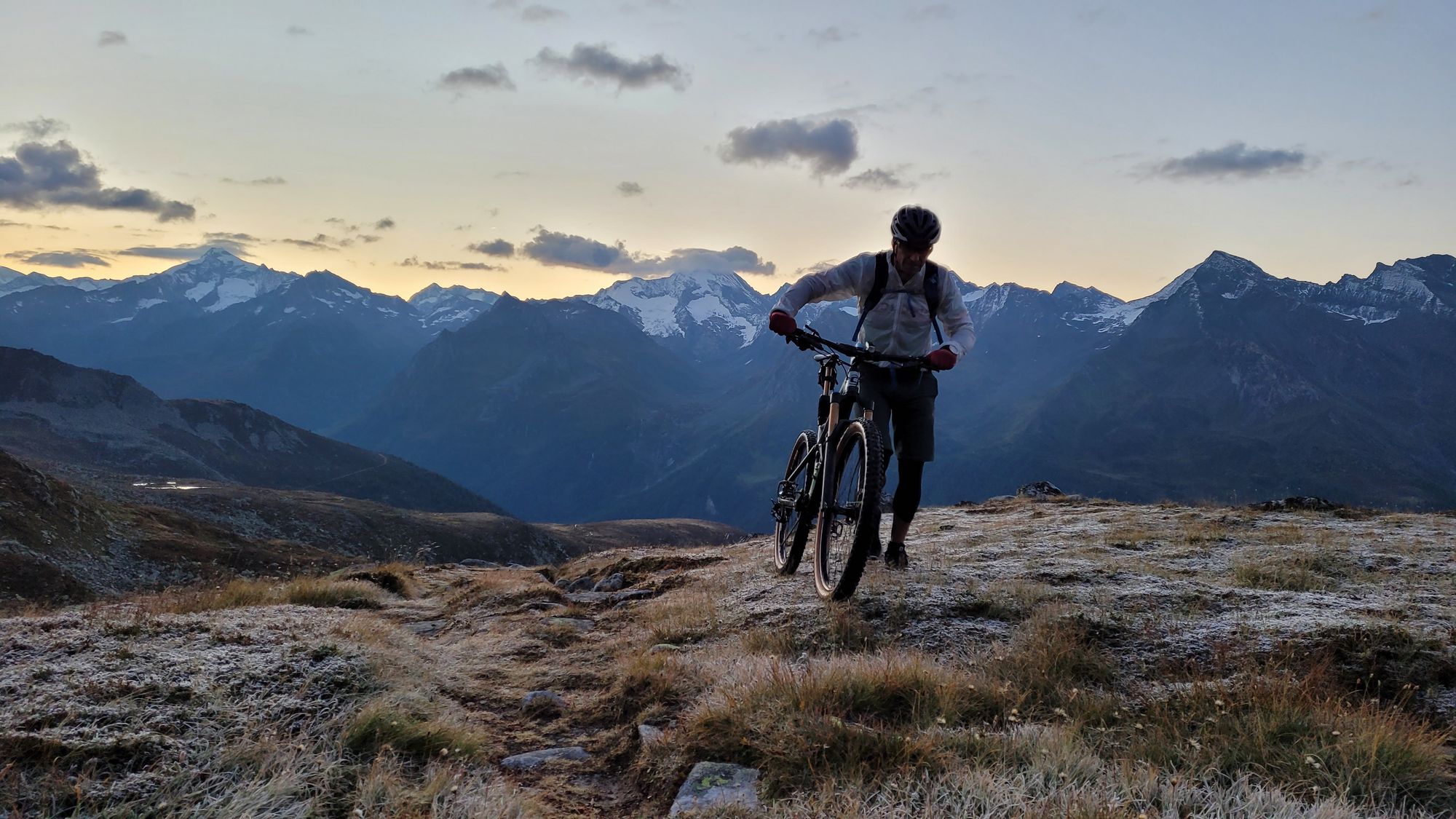 MTB Zillertaler Alpen Hauptkamm Umrundung mit dem Mountainbike - Hundskehljoch